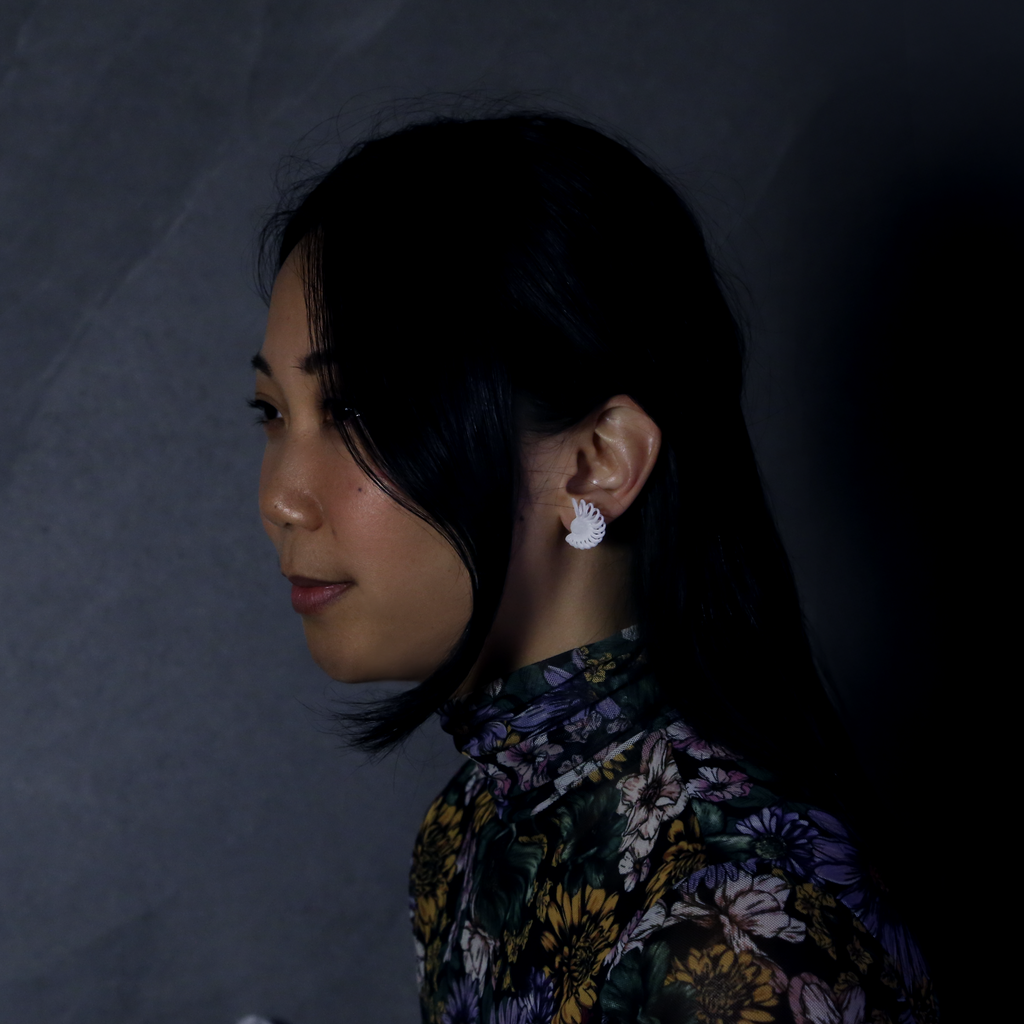 Cascades (mini shell) Earing